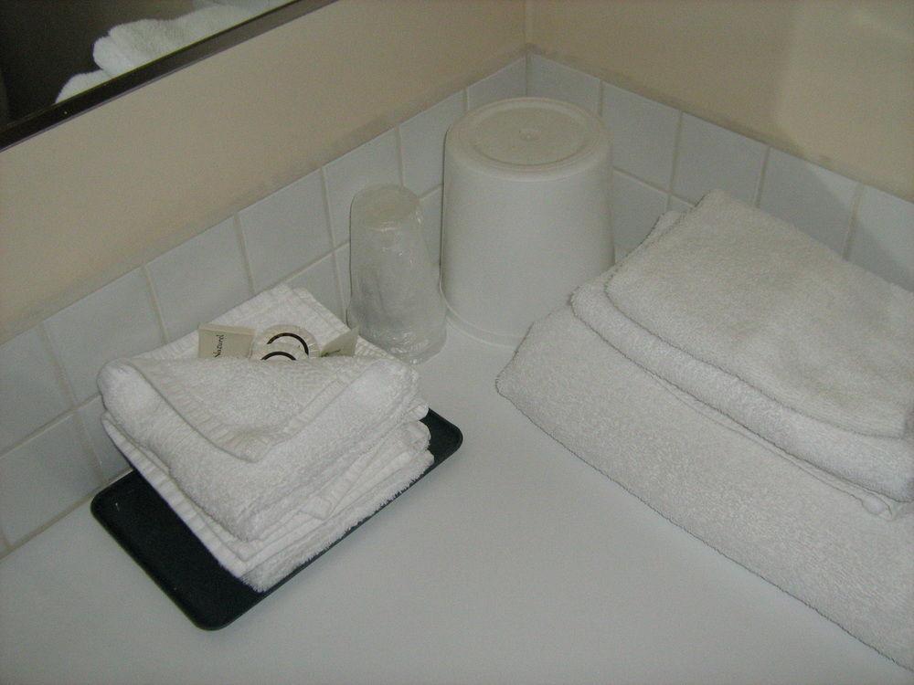 Stoke Hotel Surestay Collection By Best Western Revelstoke Exteriör bild